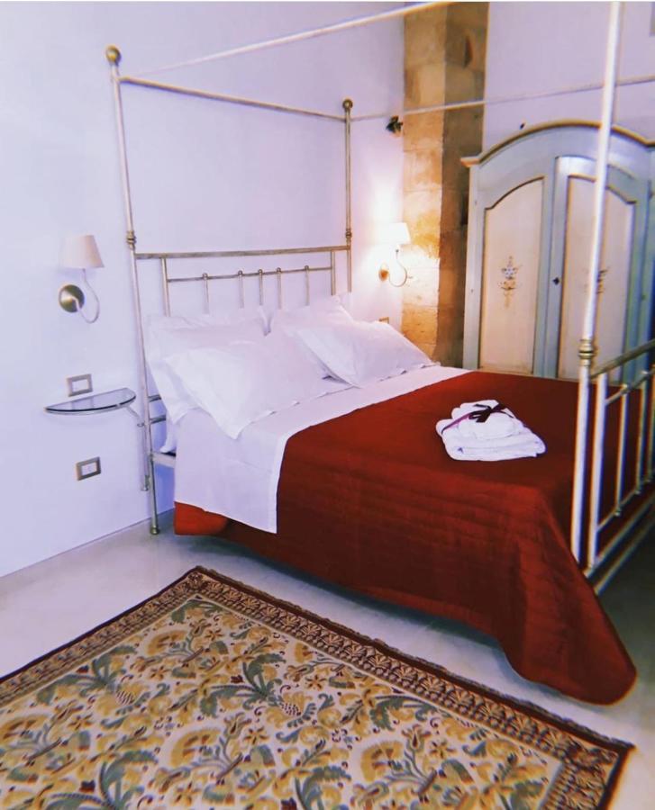 Lo Scrigno Barocco Bed & Breakfast Lecce Exterior foto