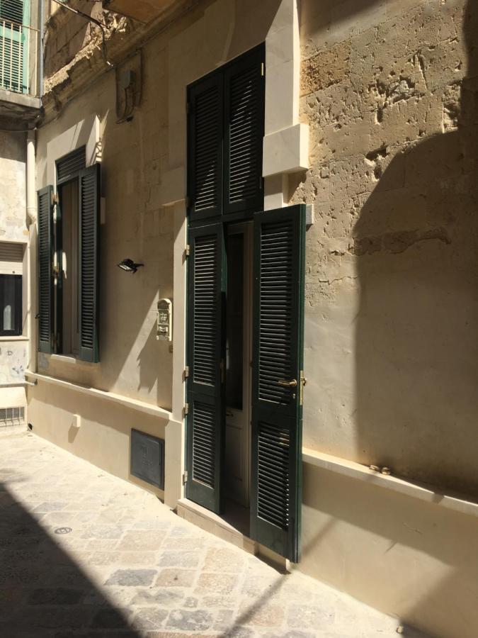 Lo Scrigno Barocco Bed & Breakfast Lecce Exterior foto