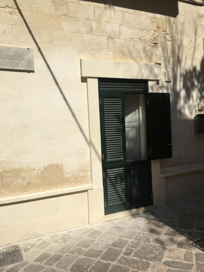Lo Scrigno Barocco Bed & Breakfast Lecce Exterior foto