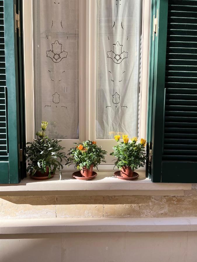 Lo Scrigno Barocco Bed & Breakfast Lecce Exterior foto